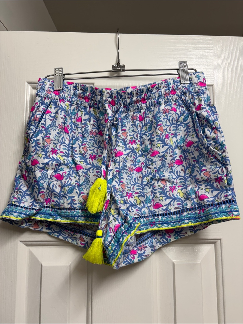 Vineyard Vines Floral Drawstring Shorts with Neon Tassels - White/Pink/Blue